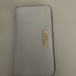 Henri bendel wallet